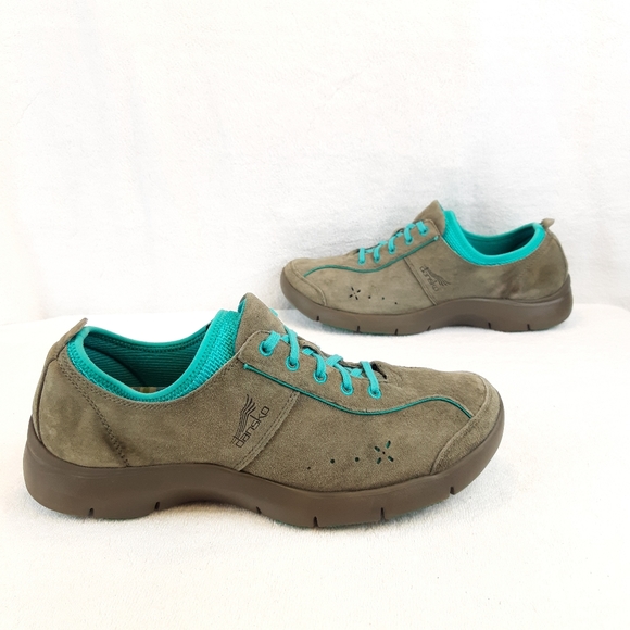Dansko Other - DANSKO ELISE COMFORT SHOES